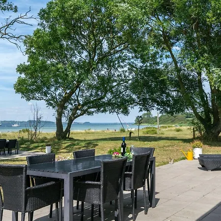 Jeppe - 50m To The Fjord By Interhome *