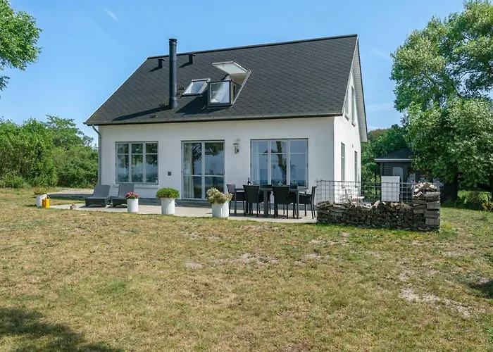 Holiday home Jeppe - 50m To The Fjord By Interhome *