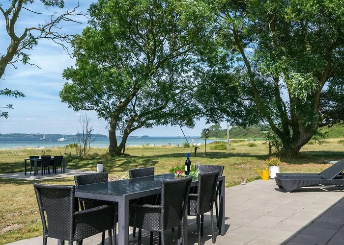 Jeppe - 50m To The Fjord By Interhome *